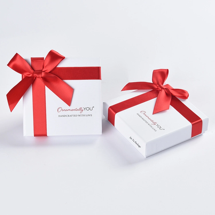 Custom Popular Simple Paper Jewelry Gift Packaging Box with Red Ribbon Bow-Tie